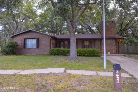 2424 Calle De Feliz St, Gautier, MS 39553