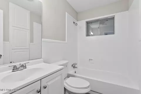 361 Barnes St, Jackson, MS 39206 photo 9