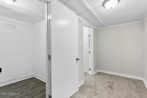 361 Barnes St, Jackson, MS 39206 photo 12