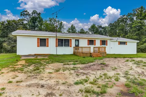 23 E Mchenry Rd, Mchenry, MS 39561 photo 3