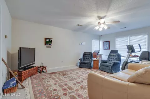 7116 Apache Dr, Olive Branch, MS 38654 photo 35