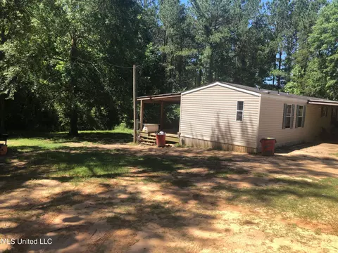 2495 Star Rd, Florence, MS 39073 photo 1