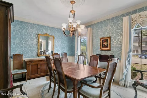 28 Moss Forest Cir, Jackson, MS 39211 photo 3