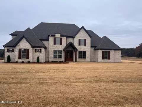 13853 E Fairview Rd, Byhalia, MS 38611
