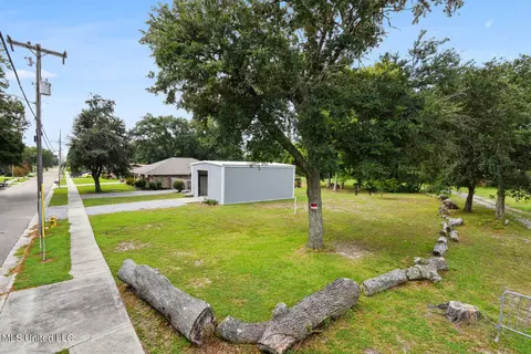 165 Markham Dr, Long Beach, MS 39560 photo 29