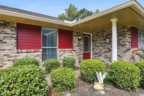 165 Markham Dr, Long Beach, MS 39560 photo 7