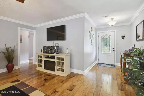 165 Markham Dr, Long Beach, MS 39560 photo 8
