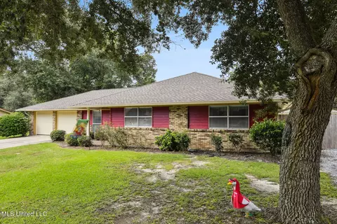 165 Markham Dr, Long Beach, MS 39560 photo 6