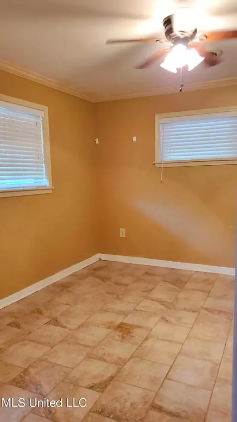 558 Isabella St, Canton, MS 39046 photo 10
