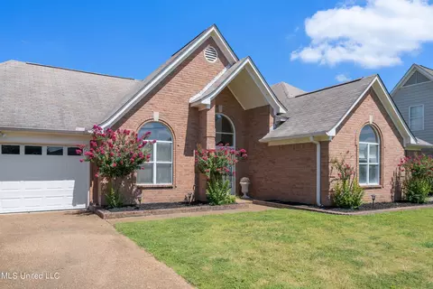 13116 Claybourne Cv, Olive Branch, MS 38654