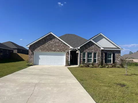 15138 Post Mill Ct, D'iberville, MS 39540