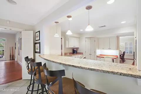 Kitchen - 102 N Meadows Pl, Jackson, MS 39211 photo 3 of 3