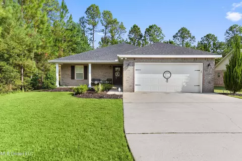 1820 Little Bend Cv, Gautier, MS 39553