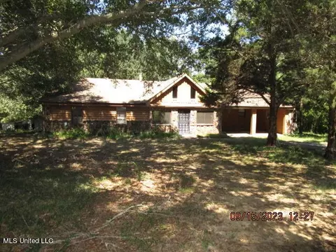 863 Oakdale Rd, Coldwater, MS 38618