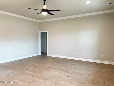 4 Diane Cv, Long Beach, MS 39560 photo 3