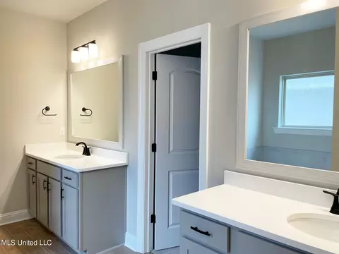 4 Diane Cv, Long Beach, MS 39560 photo 7