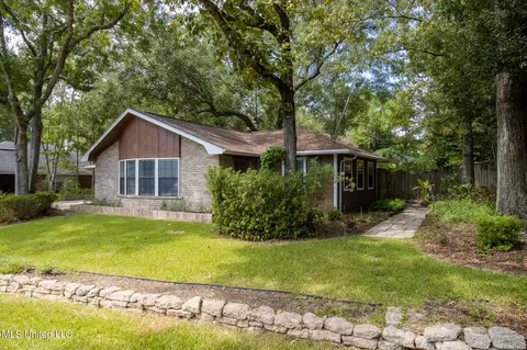 7835 Moanalua Way, Diamondhead, MS 39525
