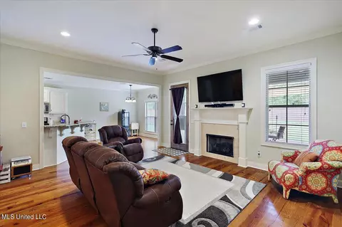 118 Trailbridge Xing, Canton, MS 39046 photo 6