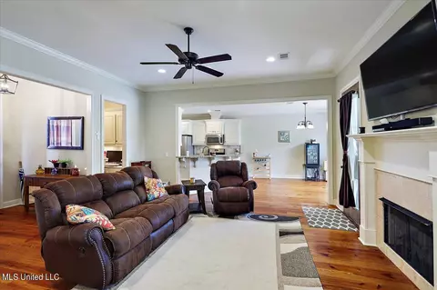 118 Trailbridge Xing, Canton, MS 39046 photo 5