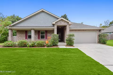 9161 Bellewood Dr, Biloxi, MS 39532