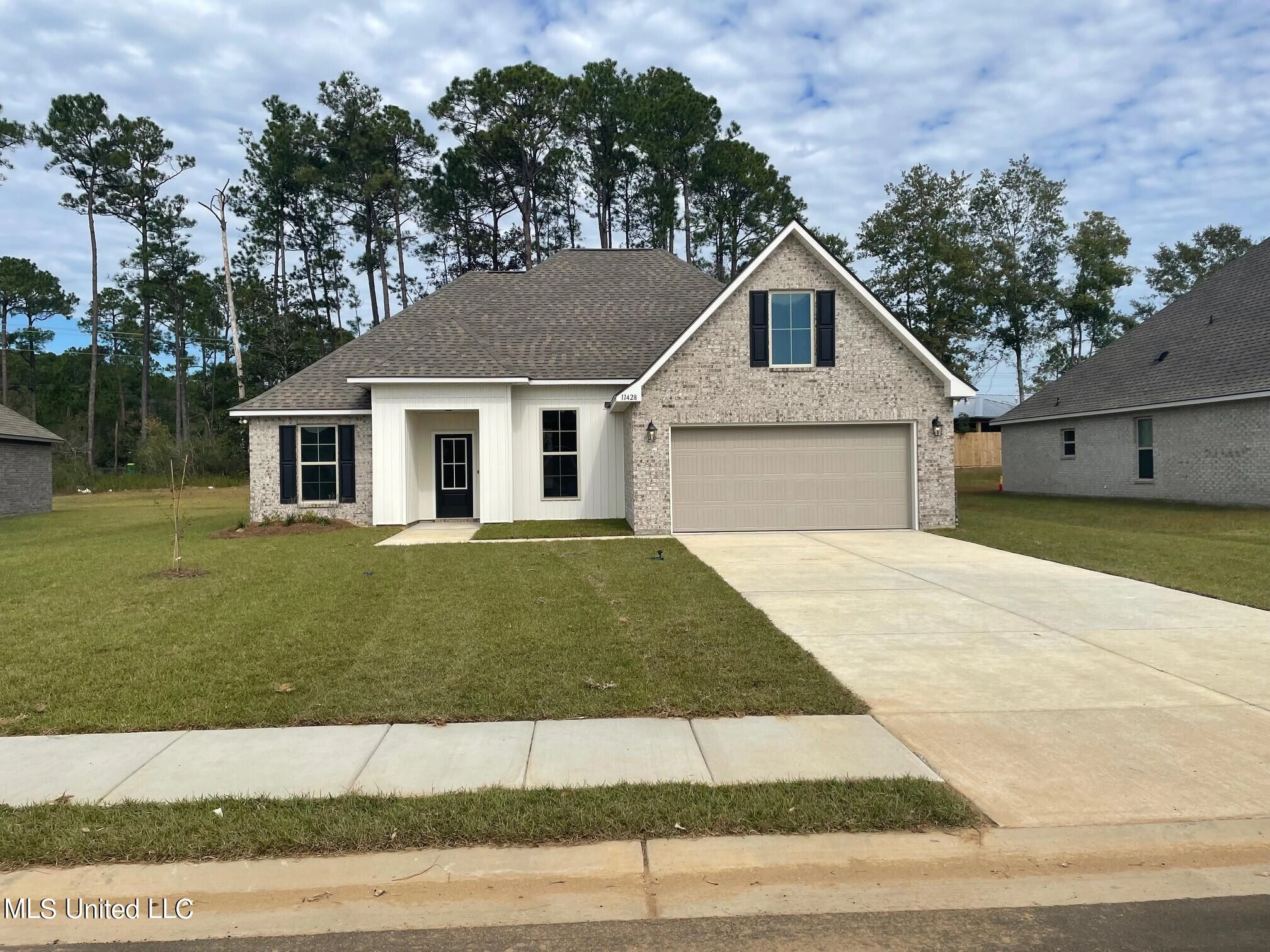 11428 Memphis Cir  