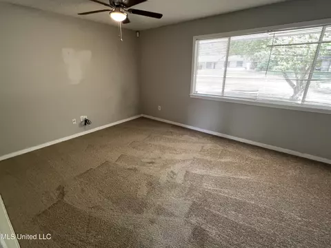 1319 Springdale Dr, Jackson, MS 39211 photo 11