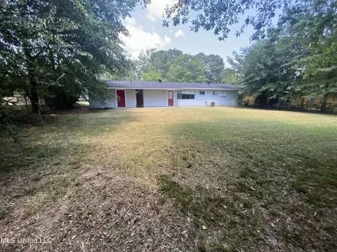 1319 Springdale Dr, Jackson, MS 39211 photo 6