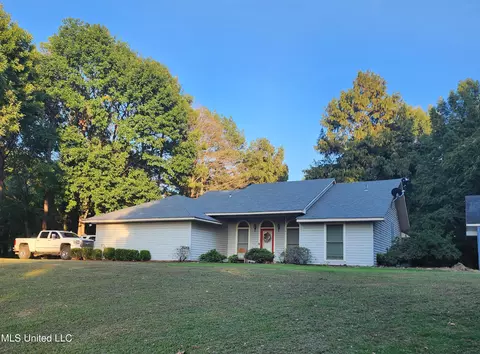240 Renshaw Rd, Yazoo City, MS 39194