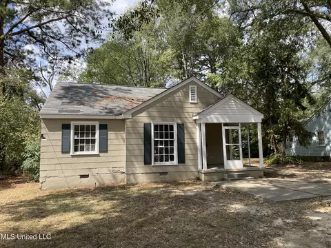 4643 Churchill Dr, Jackson, MS 39206