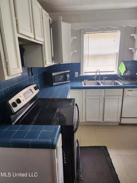 4839 Sheridan Dr, Jackson, MS 39206 photo 11