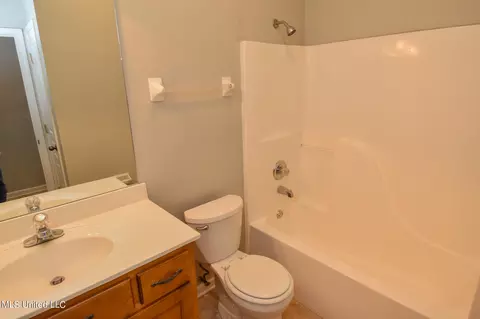 7324 E Wind Park Dr, Olive Branch, MS 38654 photo 23