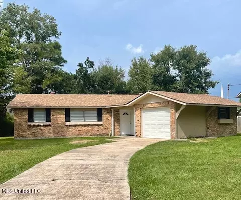 2607 Convent Ave, Pascagoula, MS 39567
