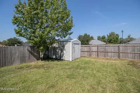 467 Pinecrest Cir, Long Beach, MS 39560 photo 4