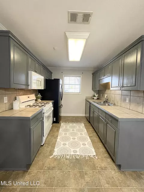 325 Willow Run, Pearl, MS 39208 photo 7