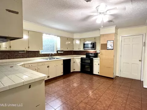 132 Arrowhead Trl, Brandon, MS 39047 photo 9