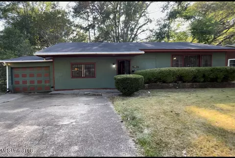 4211 Meadowlane Dr, Jackson, MS 39206