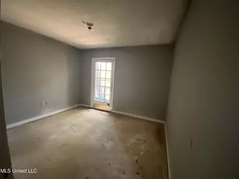 5008 Forest Hill Rd, Byram, MS 39272 photo 11