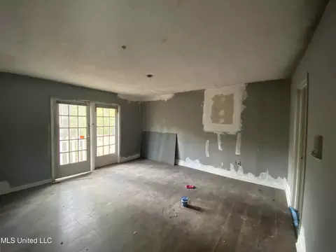 5008 Forest Hill Rd, Byram, MS 39272 photo 6