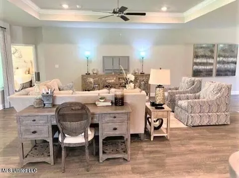Living - 8014 Crawford Dr, Long Beach, MS 39560 photo 6 of 8