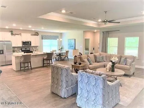 Living - 8014 Crawford Dr, Long Beach, MS 39560 photo 1 of 8