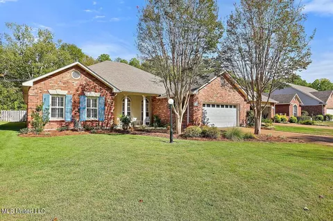 114 Brookside Dr, Clinton, MS 39056 photo 2