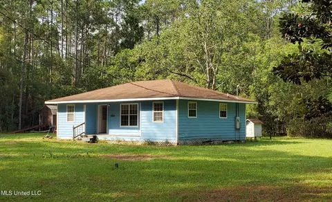 5125 Fifth Ave, Pearlington, MS 39572