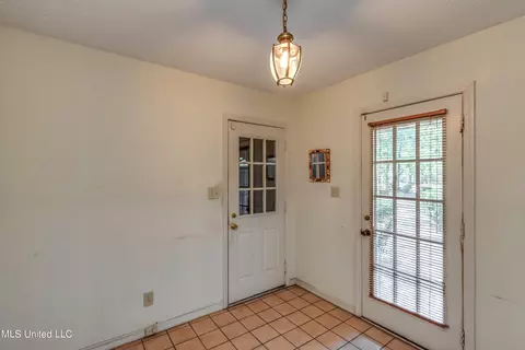 5944 Holbrook Dr, Jackson, MS 39206 photo 68