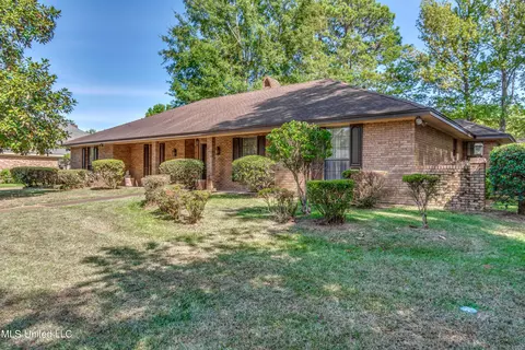 5944 Holbrook Dr, Jackson, MS 39206 photo 2