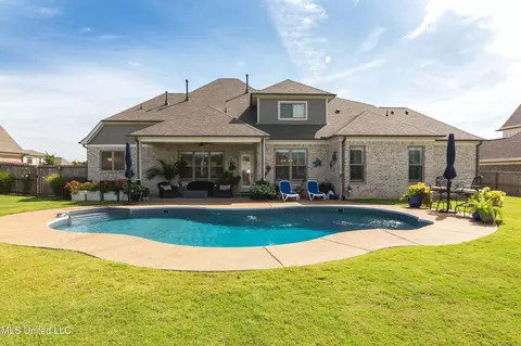 6281 Houston Ln, Olive Branch, MS 38654