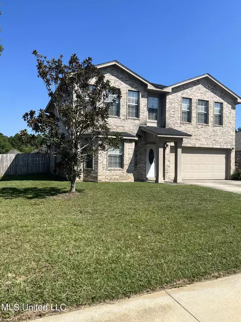 10256 English Manor Dr, Gulfport, MS 39503