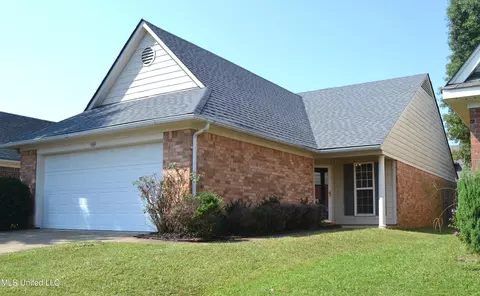 5369 Pollard Dr, Southaven, MS 38671