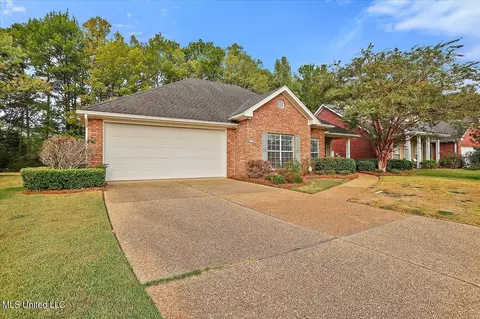 156 Pavilion Dr, Brandon, MS 39042 photo 2
