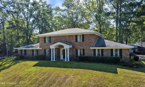 1870 Pine Hill Dr, Raymond, MS 39154 photo 1
