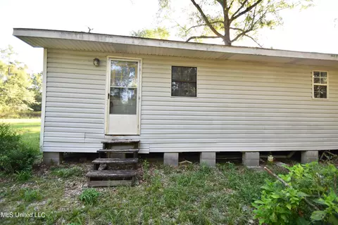 2173 Crossroads Rd, Lucedale, MS 39452 photo 5